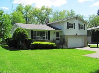 2592 Sand Run Pkwy, Akron, OH 44333