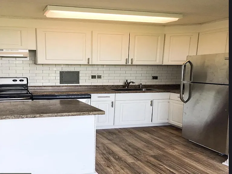 401 Cooper Landing Rd #611 — Photo 3