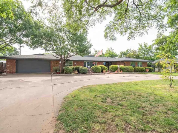 307 NW 35th St, Lawton, OK 73505
