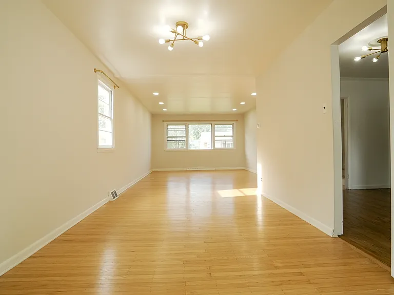 222 Belle Arbor Dr — Photo 8