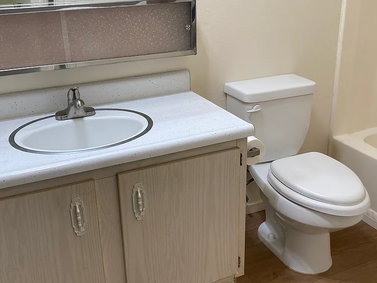 258 Aspen St #13 — Photo 5