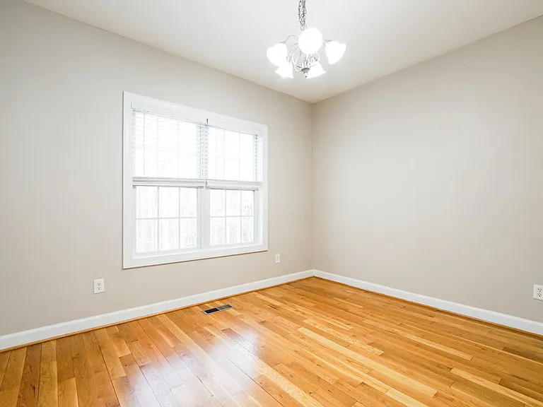 2012 Winston Diamond Ct — Photo 7