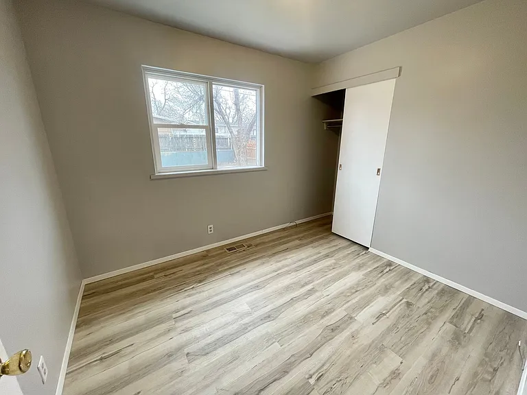 3015 Gary Ave — Photo 10