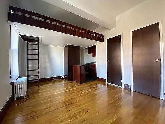 2nd image of 24 W 125th St APT 43