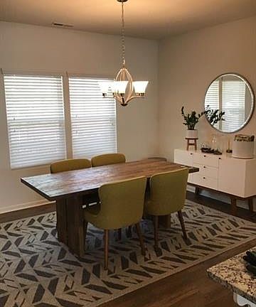 4th image of 3164 Graceland Cres
