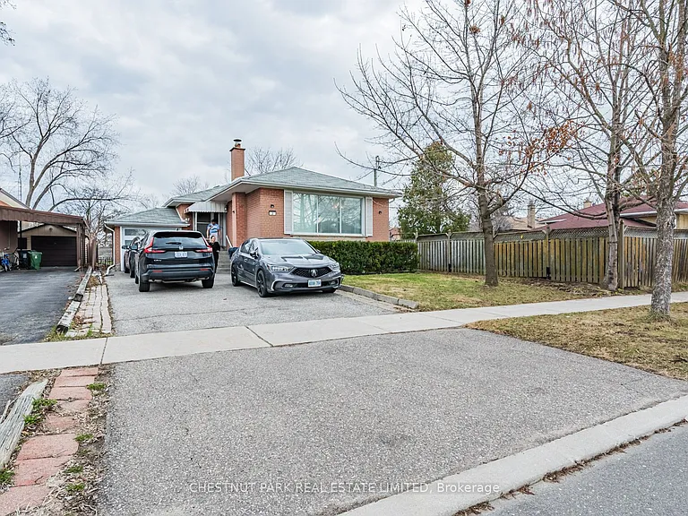 3 Sanctbury Pl #LOWER — Photo 1