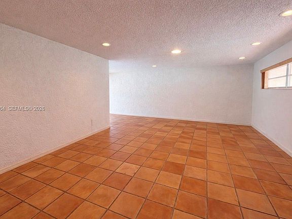 4th image of 7355 Poinciana Ct