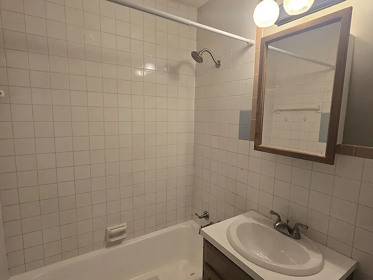 1505 Park Ln — Photo 13