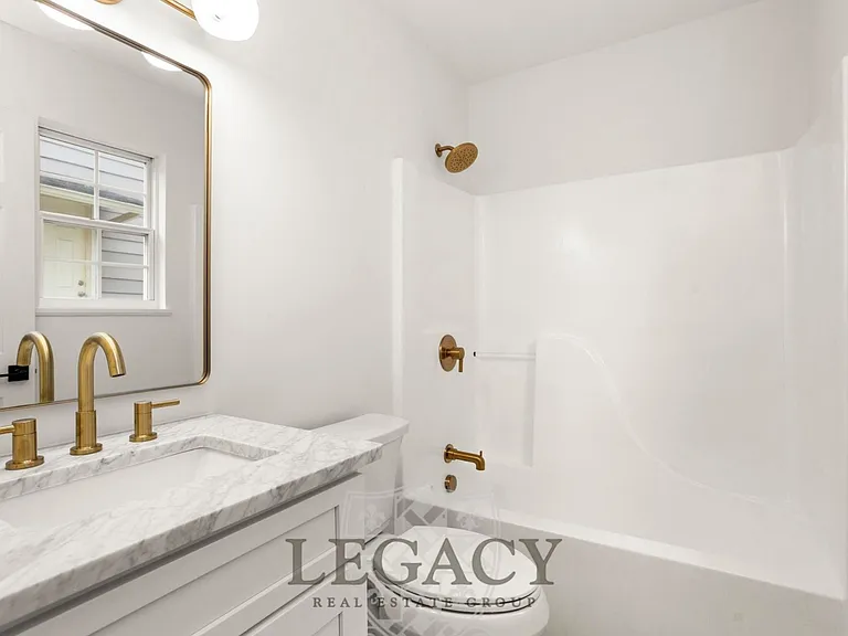 100 Sadler Ct — Photo 30