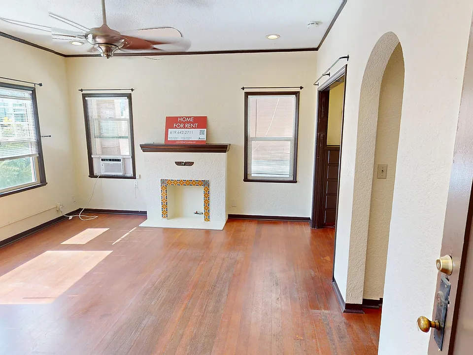 3785 Park Blvd #1