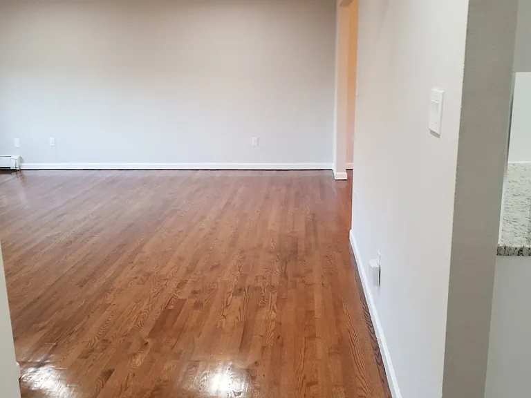 125 E Central Blvd #1 — Photo 14
