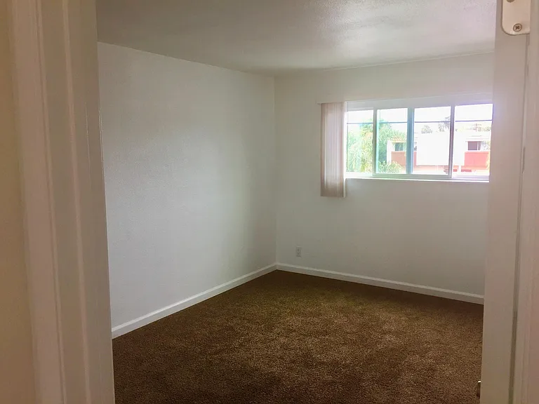 429 Grant St — Photo 5