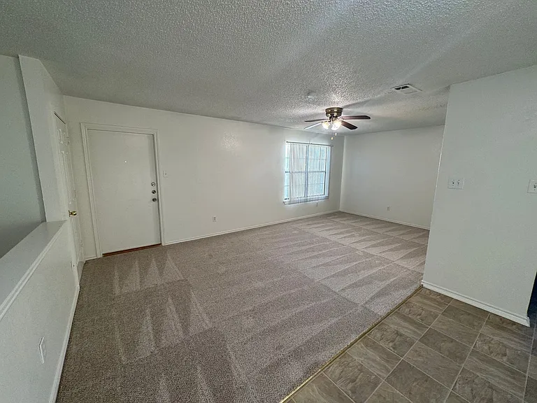 801 SE 4th St #103 — Photo 3