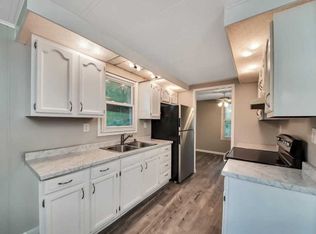9441 Graceland Lane Rd, Saint Louisville, OH 43071