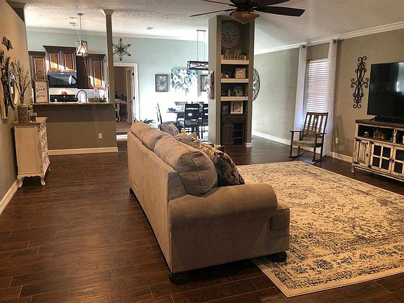 5th image of 12750 Tanoak Dr