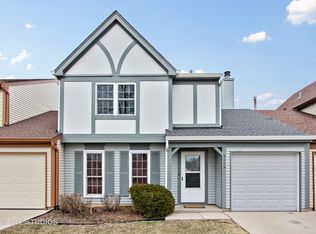 5113 Pembrook Ct, Gurnee, IL 60031