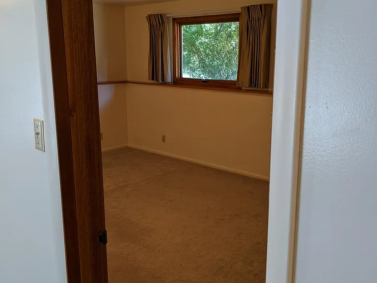 3302 Wagon Wheel Rd — Photo 17