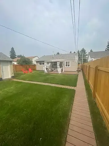 12828 133rd St NW photo 1