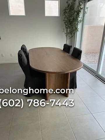 221 E Balsam Dr — Photo 2
