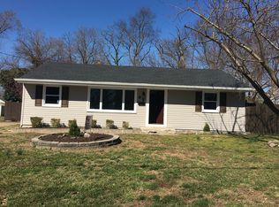 9 W Laurel Rd, Stratford, NJ 08084