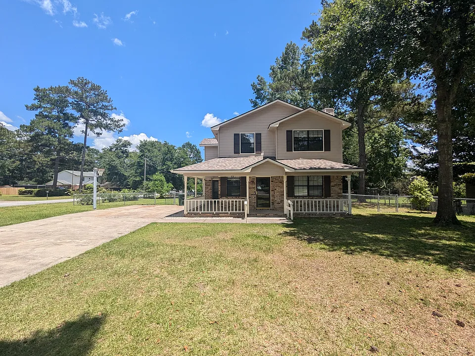1410 Brittney Ln