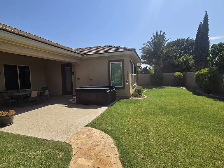 639 W Coconino Pl — Photo 5