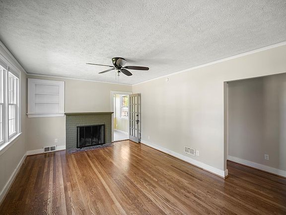 4th image of 1010 New Hampshire Ave