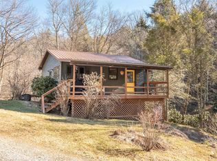 2534 Parkway Ln S, Floyd, VA 24091