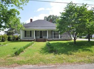 500 McMillan Ave, Red Springs, NC 28377