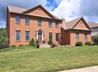 7111 King James Ct, Cincinnati, OH 45247