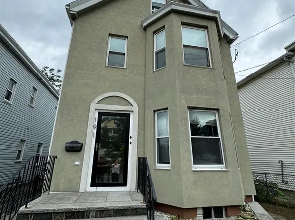 191 Webster Ave, Chelsea, MA 02150