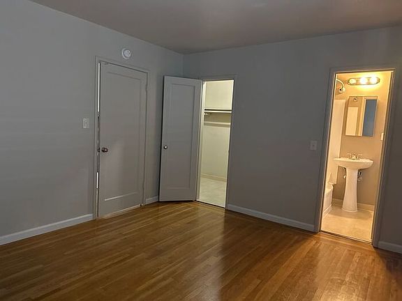 5th image of 2323 H St APT 6A