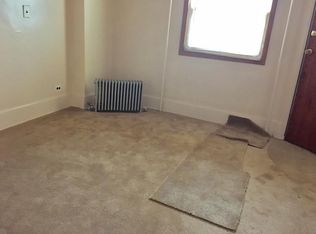 2953 E 81st St #1, Chicago, IL 60617