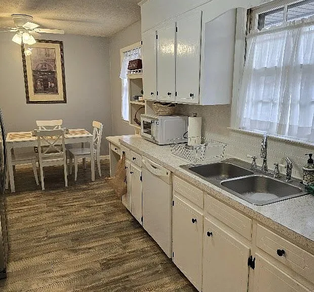 9 Rosemary Dr — Photo 3