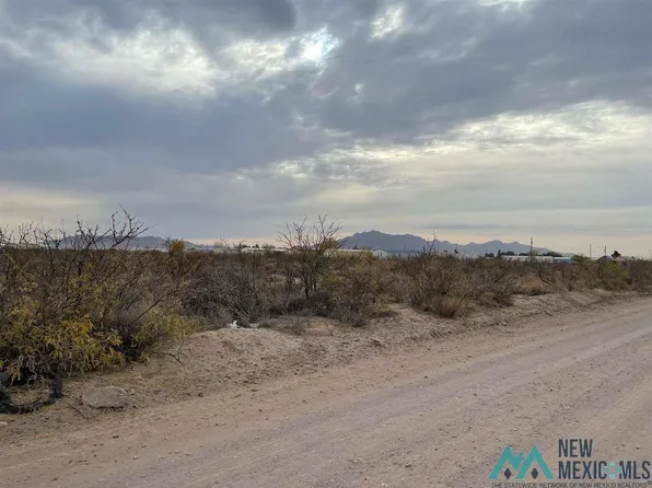 S Tennyson Dr, Deming, NM 88030