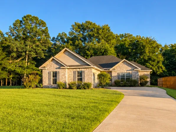 22 E Spanish Oaks, Sumrall, MS 39482