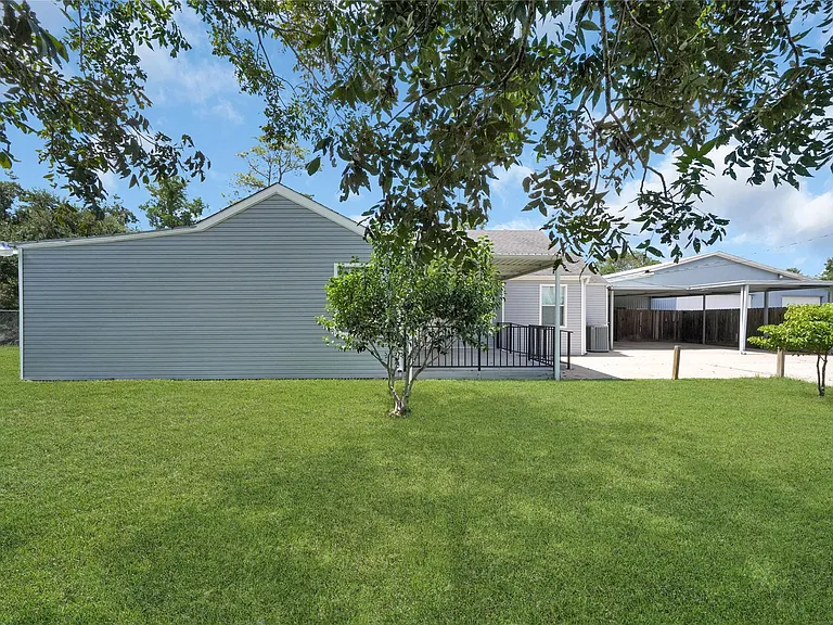 10210 Moers Rd — Photo 24