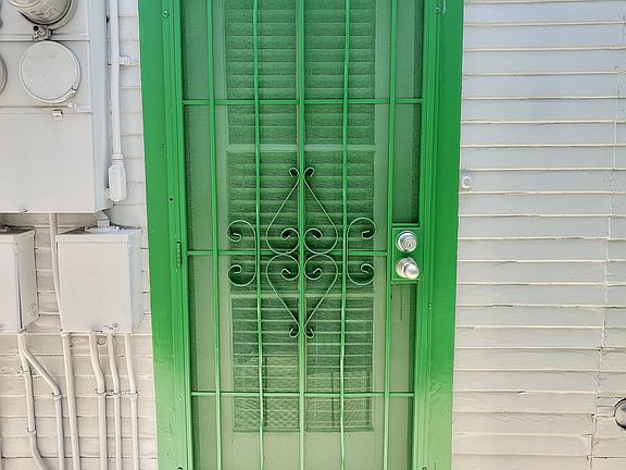 2nd image of 672 Junipero Ave #672