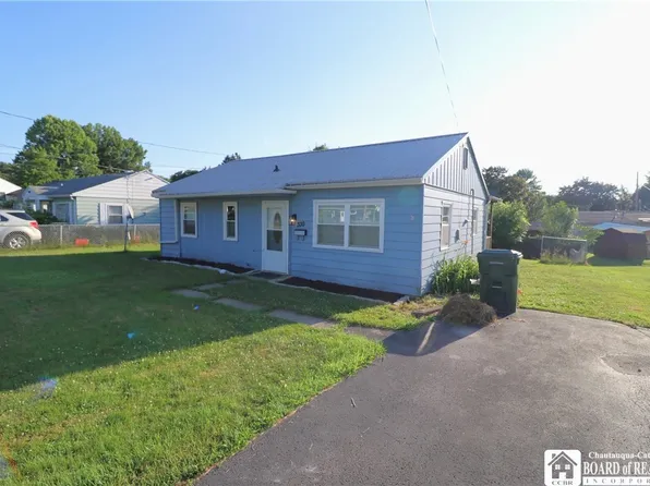 330 Delaware Ave, Jamestown, NY 14701