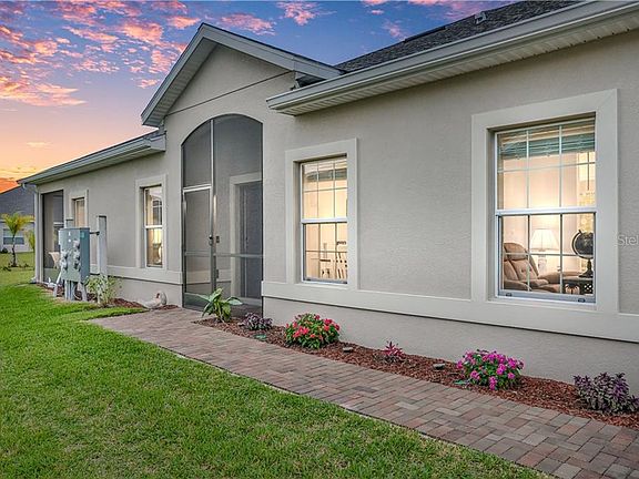 4th image of 2919 Traditions Blvd S