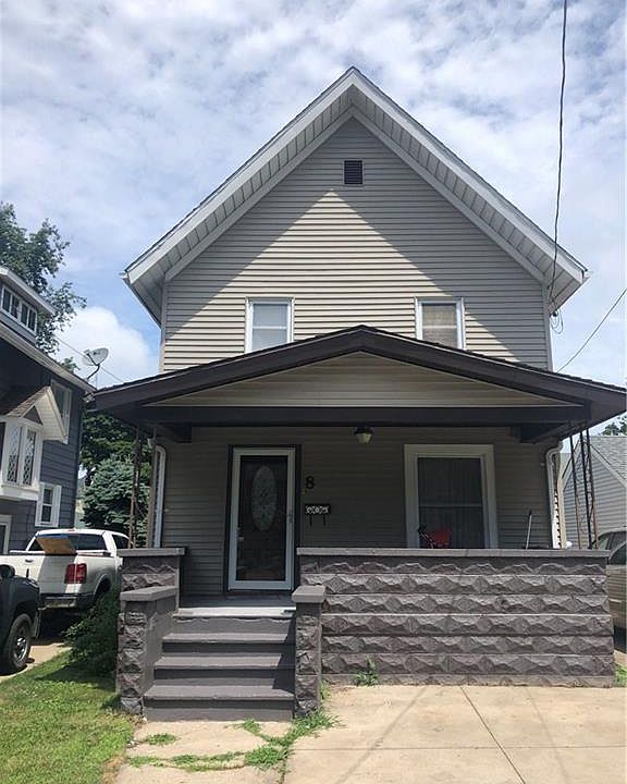 1st image of 8 Eagle St