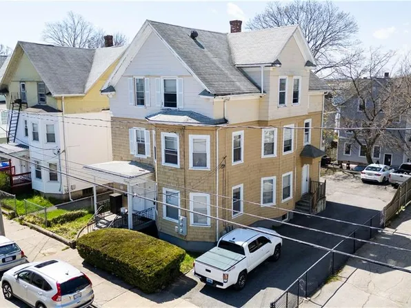 80-82 Greene St, Pawtucket, RI 02860