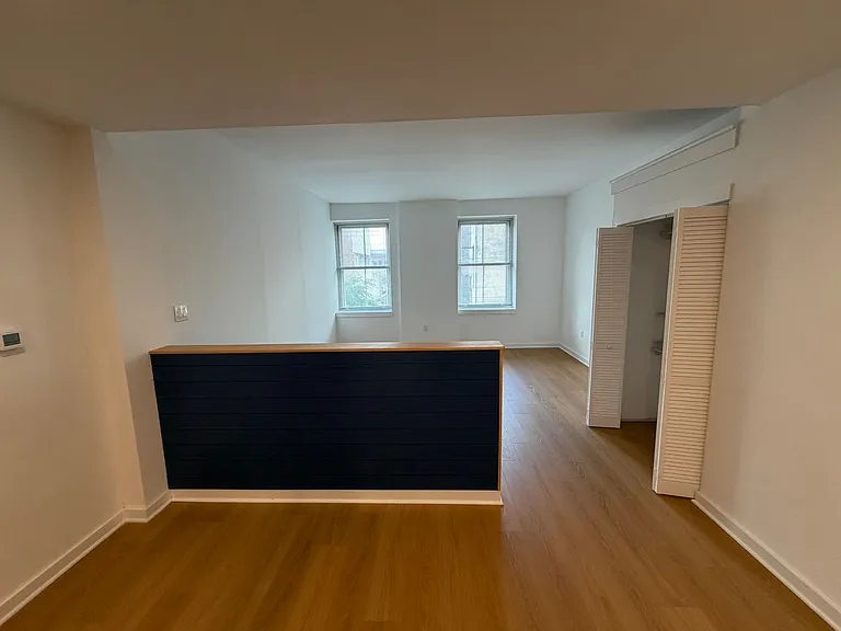 237 Chestnut St #1-302 — Photo 6