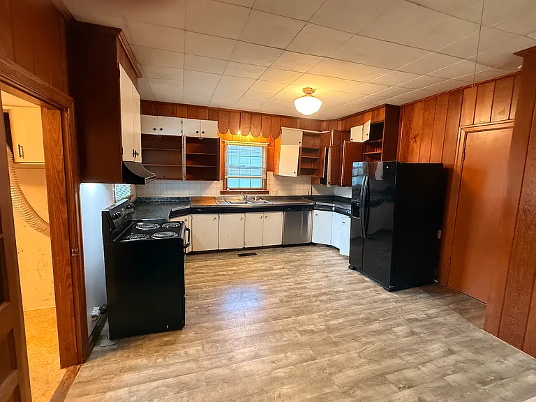 1644 Smallhouse Rd — Photo 14