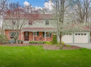 3 Kevin Dr, Montebello, NY 10901