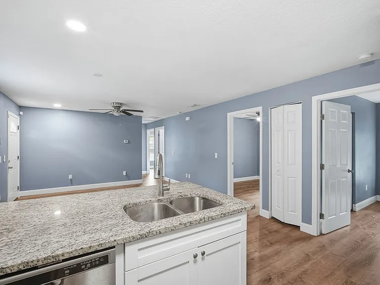8310 N Brooks St — Photo 10