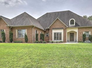 108 Lexington Ct, Greeneville, TN 37745