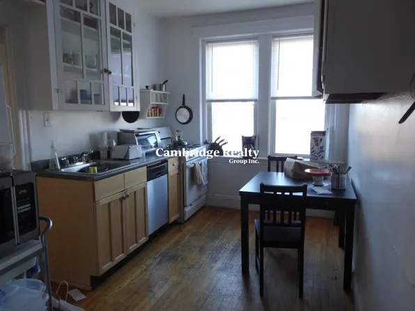 45 Ashford St #18T, Allston, MA 02134