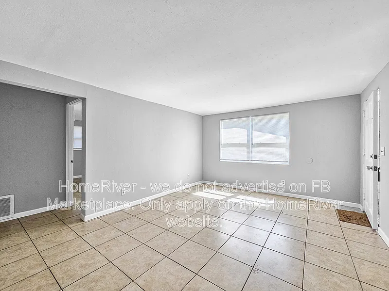 2 bed, 1.0 bath, 1000 sqft, $1,650 — Photo 3