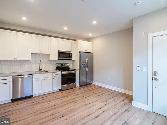 2nd image of 5007 Pentridge St Unit 2F